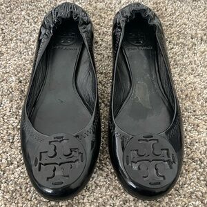 Women’s Tory Burch Minnie Travel Ballet Flats Shiny Black Size 6.5
